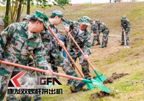 康發(fā)雙螺桿造粒機參與葛塘街道開展主題為“防范災(zāi)害風(fēng)險，護航高質(zhì)量發(fā)展”宣傳活動暨防汛搶險應(yīng)急演練